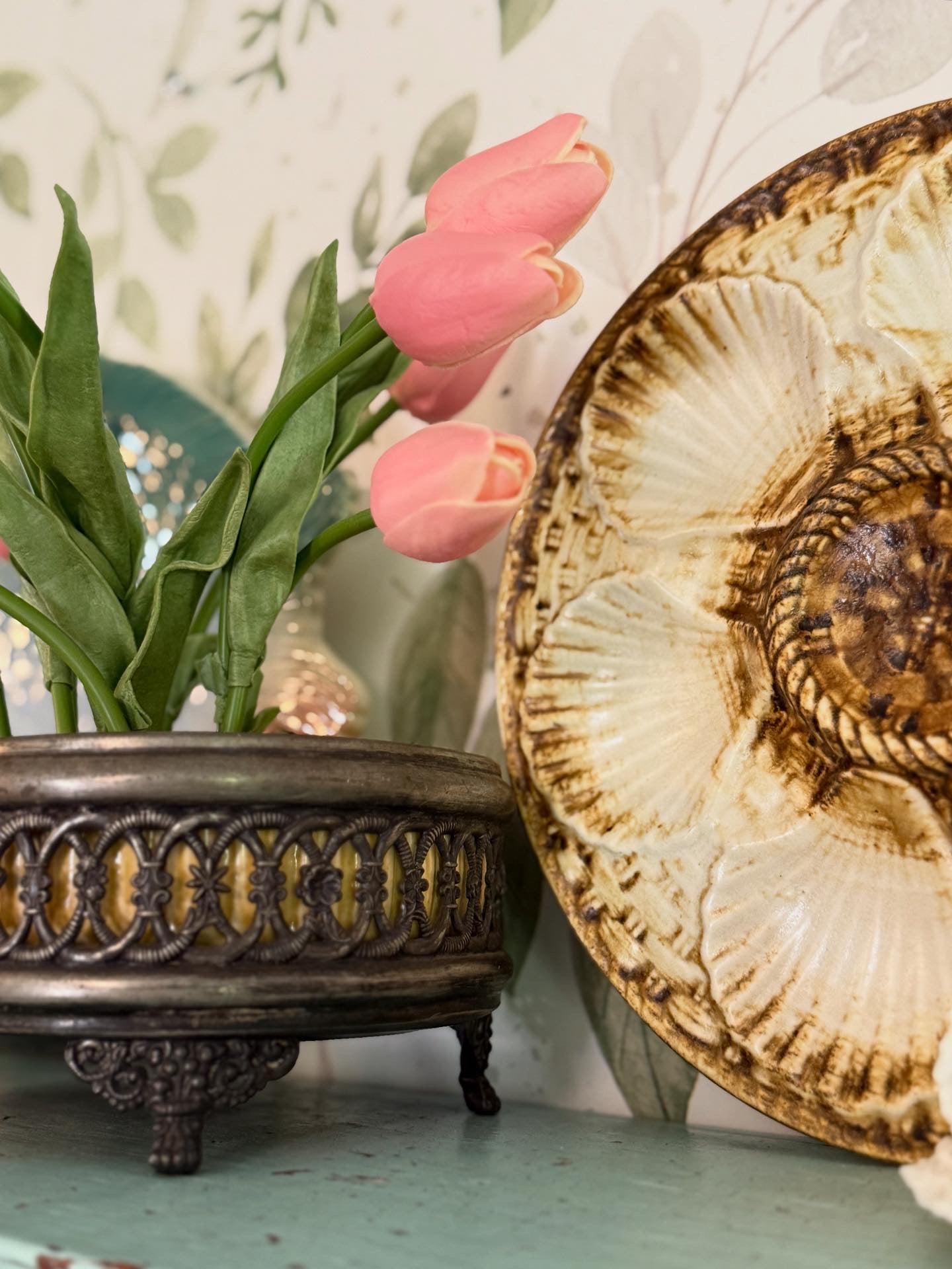 Weller Console Set w/ Original Frog & Liner